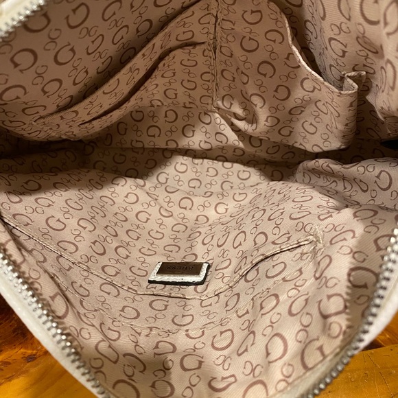 Guess Crossbody Bag White NWT - Picture 7 of 7
